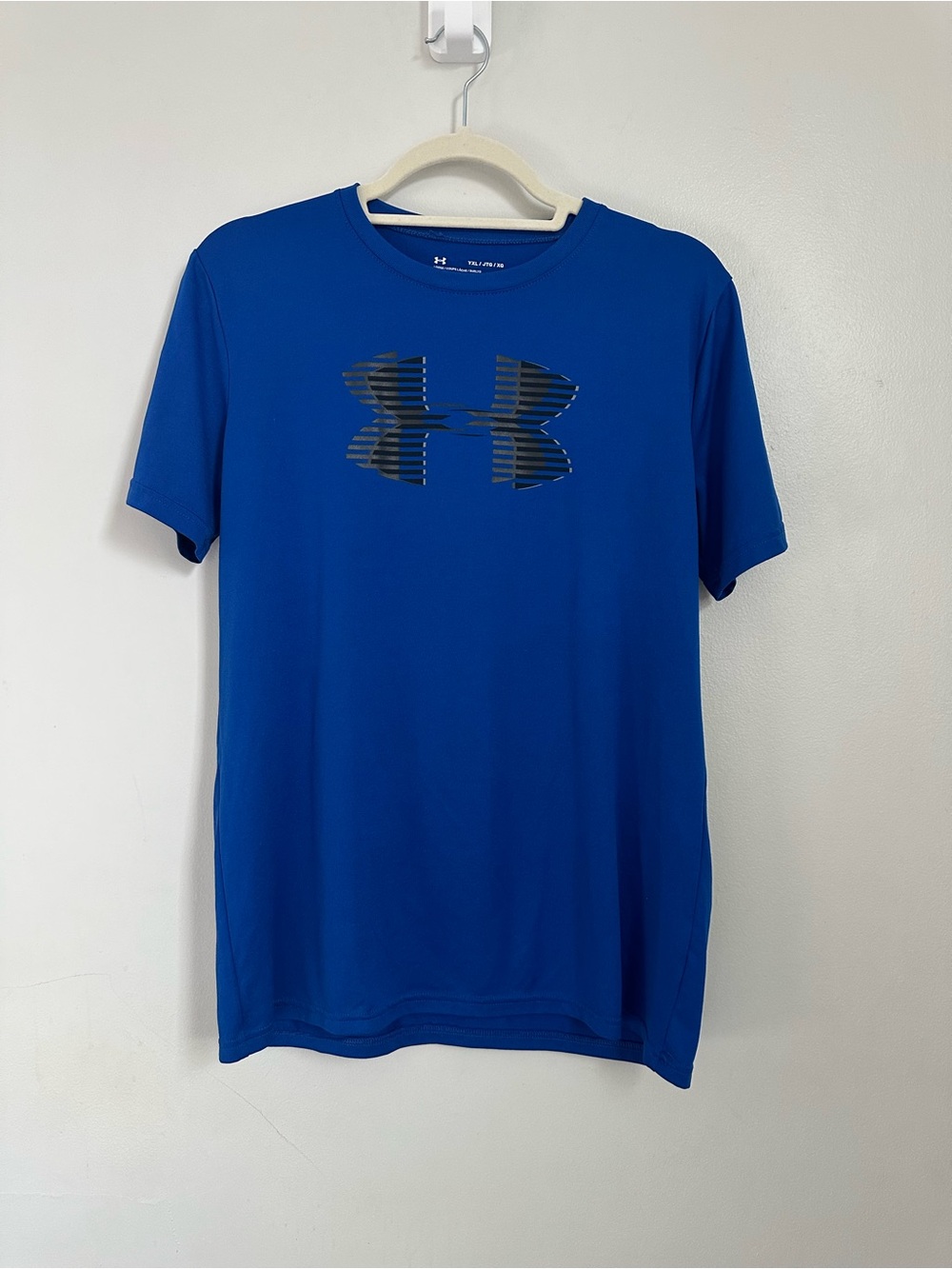 Under Armour HeatGear Tech Big Logo T-Shirt – Youth XL